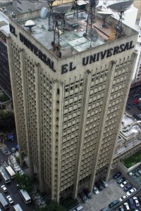 El emblemático edificio de El Universal, ubicado en la avenida Urdaneta de Caracas, ciudad capital de Venezuela.